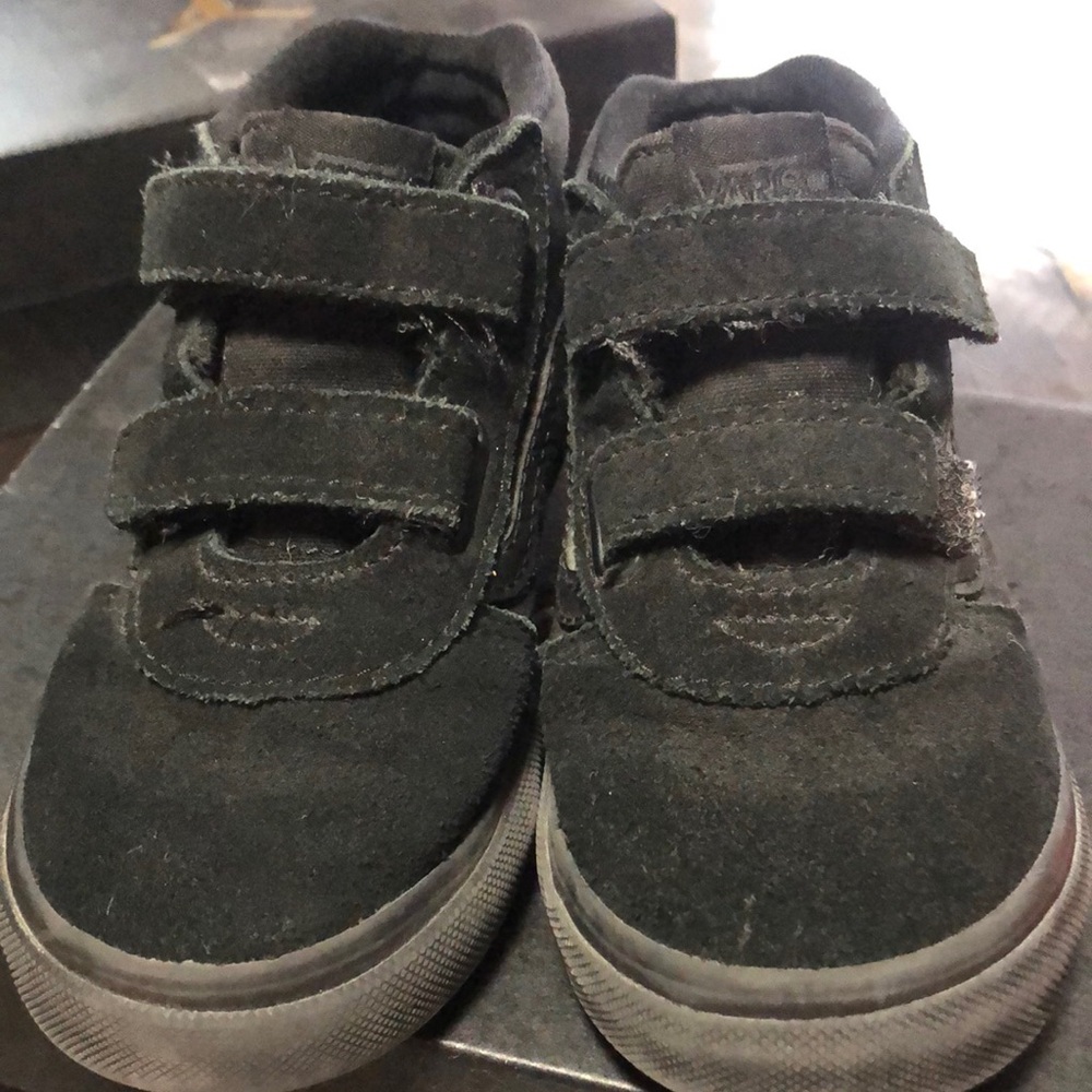 Vans Kids Black Velcro Sneakers